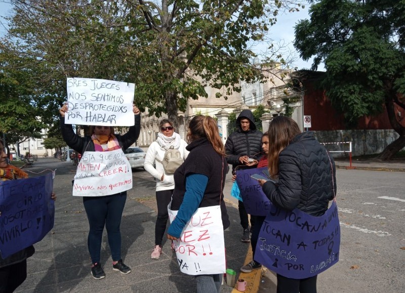 Seguirán las marchas.