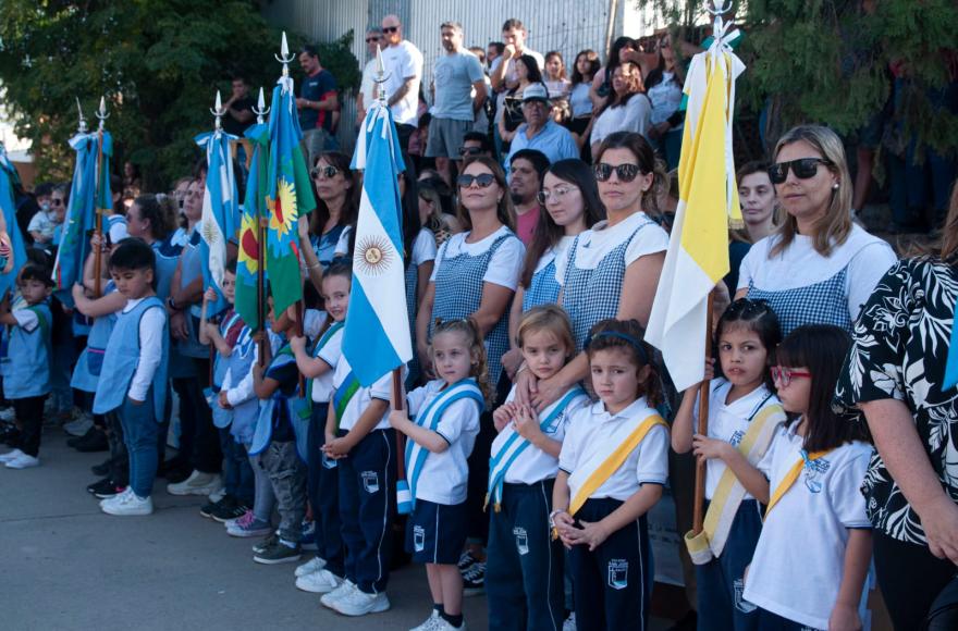 Presenciaron el acto representantes de escuelas.