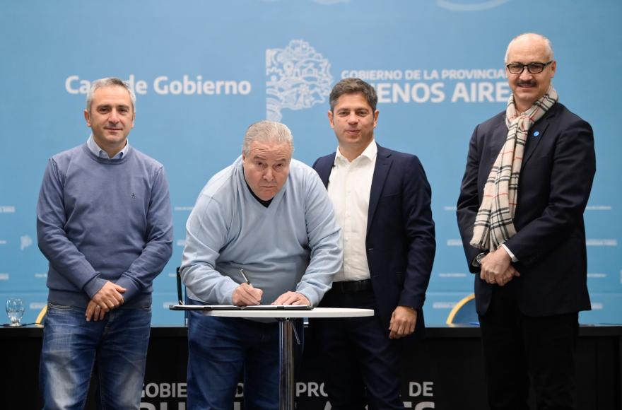  La firma del acuerdo se realizó en un acto en la Casa de Gobierno.