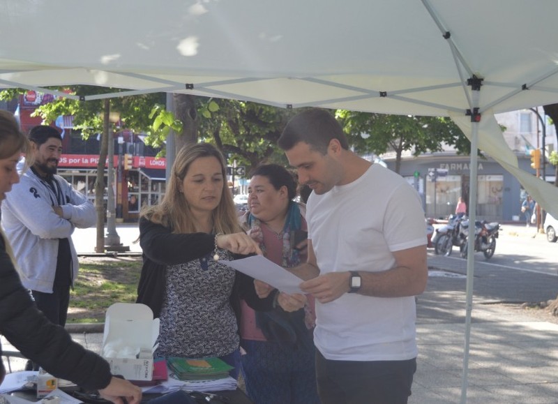 Por el Día Mundial de la Diabetes, se realizaron controles de salud en Plaza San Martín.