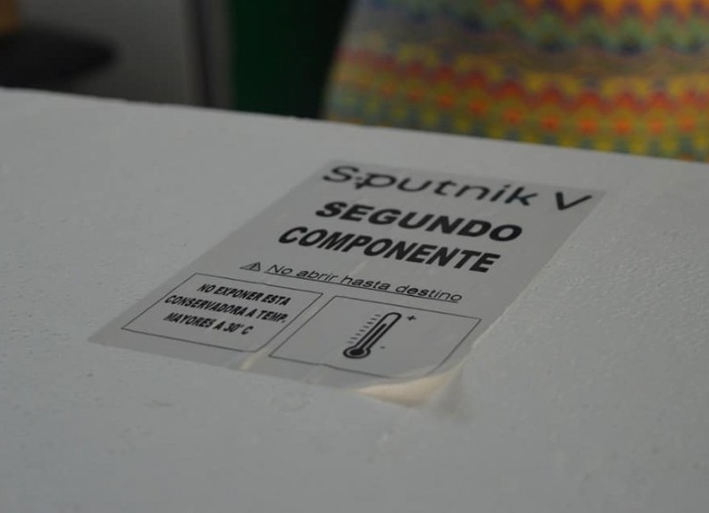 Todos aquellos trabajadores que recibieron la primera dosis, se preparan para la próxima semana poder aplicarse la segunda dosis.