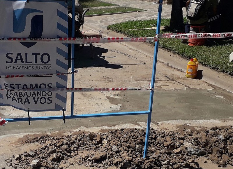 La Municipalidad de Salto mostró los trabajos de bacheo en hormigón que van a estar realizando en el primer trimestre de este año.