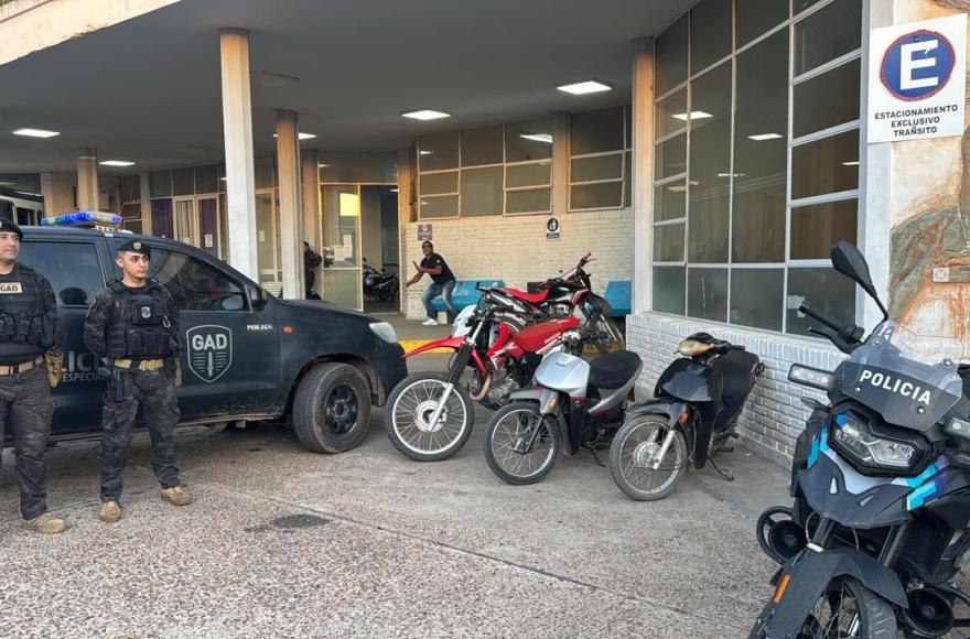 El operativo fue coordinado por la Dirección de Tránsito y la Policía Comunal, con el apoyo del GAD y la UTOI.