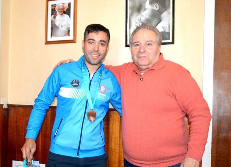 El intendente Ricardo Alessandro junto a Pablo Sanguineri.