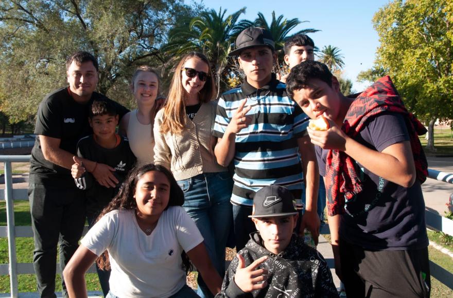 Participaron jóvenes de los programas Arraigo y Envión, representantes de centros de estudiantes y clubes.