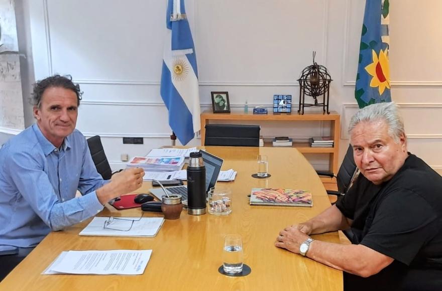 También se reunió con Gabriel Katpodis.