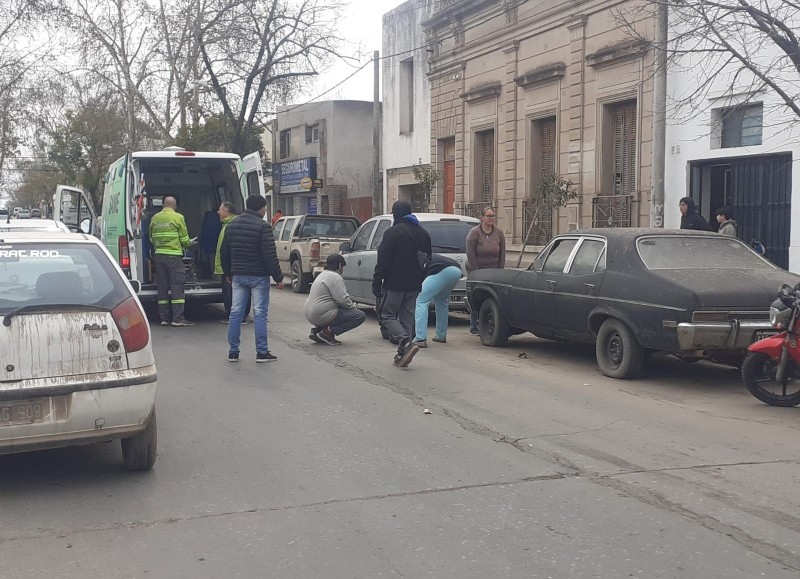 Caída en moto en calle Profesor Montes.