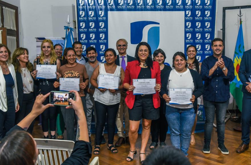 En el Salón Blanco del Palacio Municipal se llevó a cabo una jornada histórica.