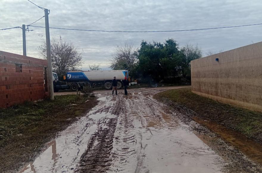 La limpieza de los barrios afectados es fundamental para la vuelta a los hogares.