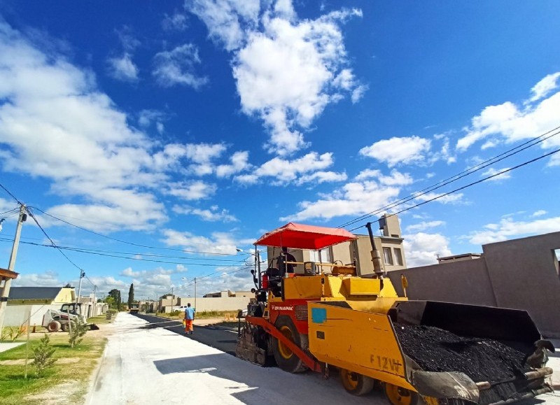 “Arrancamos el año asfaltando una de nuestras calles”, dijeron desde la Municipalidad.