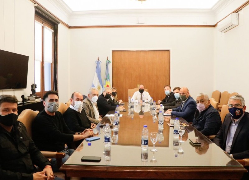 Un pasaje de la reunión en La Plata.