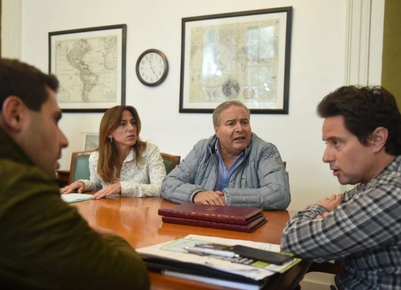 “Positiva” reunión con el ministro Sánchez Zinny.