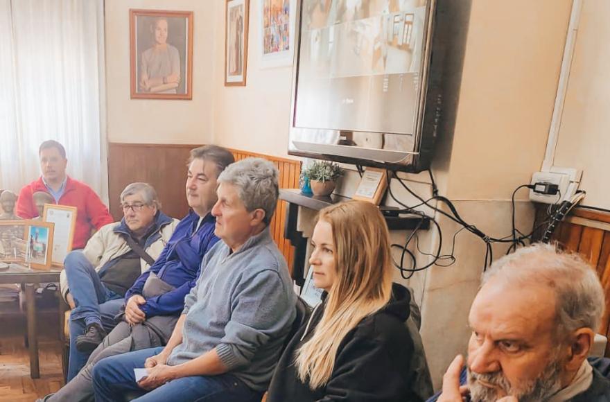 Se comunicó que se han solicitado obras al Gobierno Nacional y se manifestó la preocupación por el abandono de la obra pública.