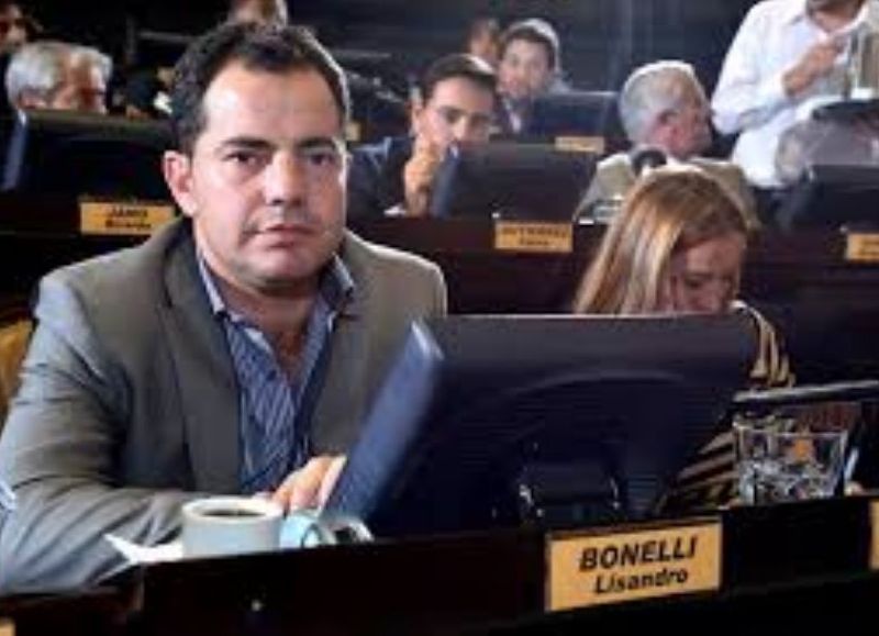 Lisandro Bonelli, diputado provincial.