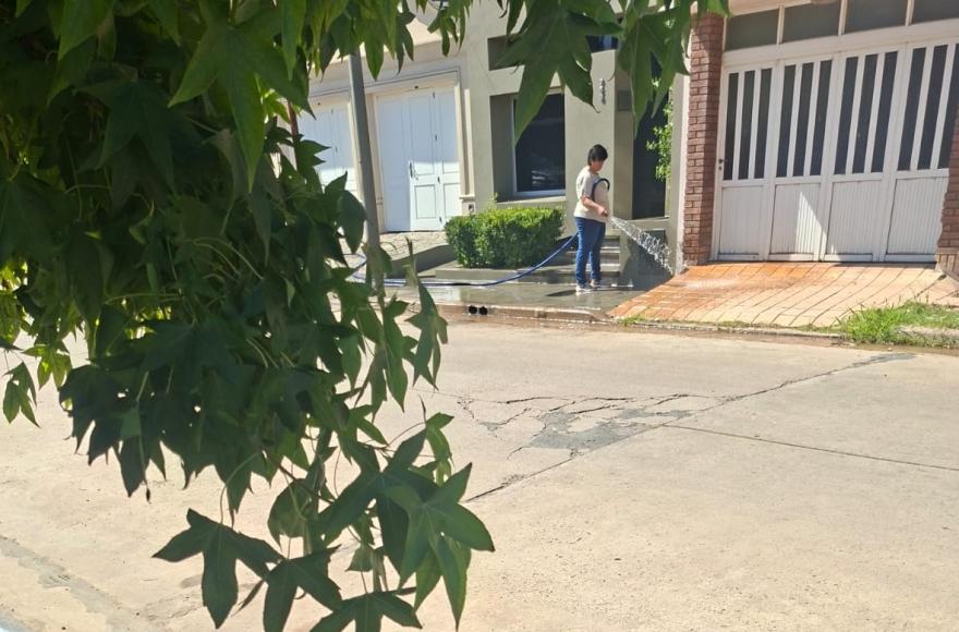 Inyectan 2 millones de litros de agua a la red local