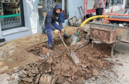 Trabajos en la red de agua potable sobre calle 9 de julio