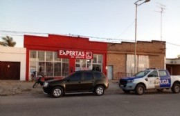 Asalto a mano armada en supermercado de Avenida Hipólito Yrigoyen