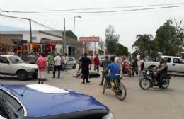 Chocaron una moto y un auto