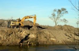 Comenzó la limpieza del río salto