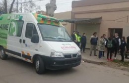 Intentaba entrar a un garage y lo chocó una moto