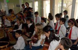 Pollada y bono contribución a beneficio de la Escuela de Música