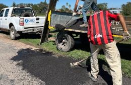 Avanzan los trabajos de bacheo en Avenida Antártida Argentina