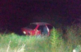 Una pareja cayó con su auto al Río Salto