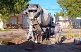 Continúan los trabajos de bacheo con hormigón