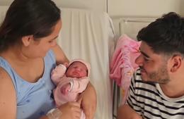 Aitana es la primera bebé del año en Salto