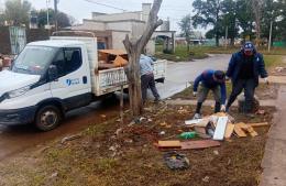 Intenso trabajo en pos de regularizar los servicios municipales tras las inundaciones